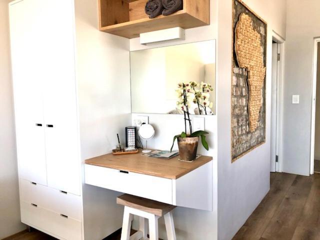 Small Bay Beach Suites Le Cap Extérieur photo