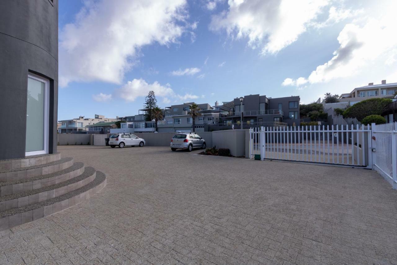 Small Bay Beach Suites Le Cap Extérieur photo